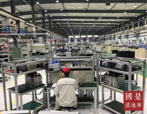 电子工业 /p中新社 魏晞 摄