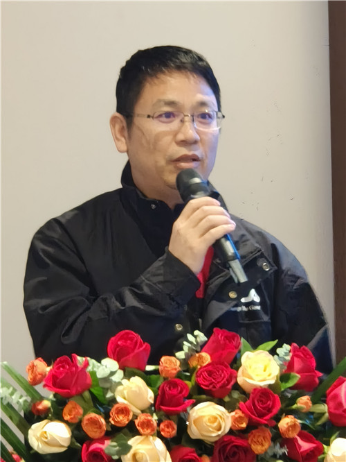 3深圳市宁都商会会长邓志华.jpg