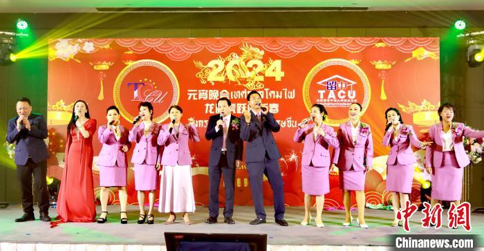 晚会现场。李映民 摄