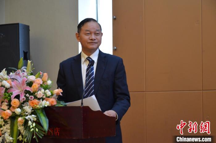 宁波市贸促会会长徐光宪发言。 周丽萍 摄